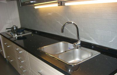 臺面加工專業指南 石英石臺面加工與櫥柜臺面加工廠的優質選擇