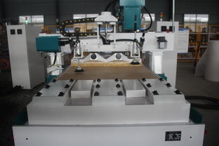 木工多工序開(kāi)料機(jī) 櫥柜加工的高效智能化解決方案